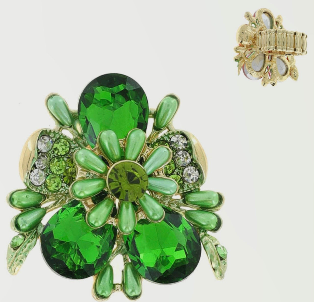 Emerald green  flower ring