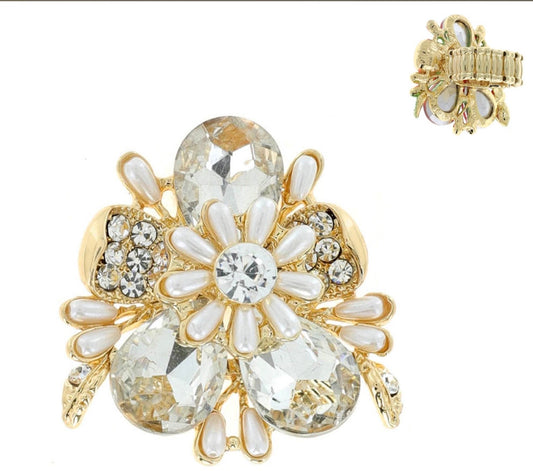 Gold flower ring