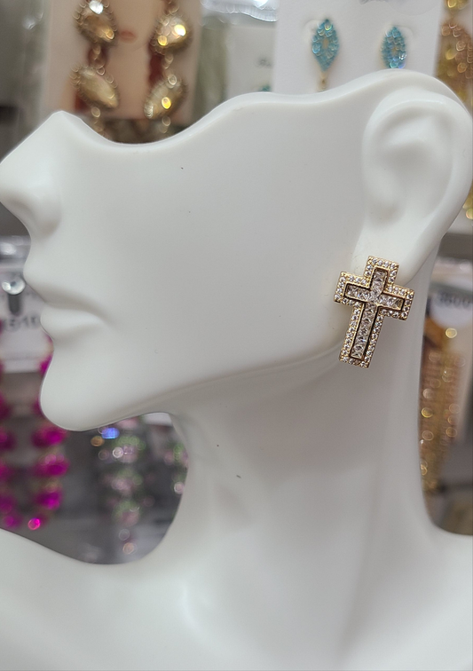 Cubic Zirconia cross stud