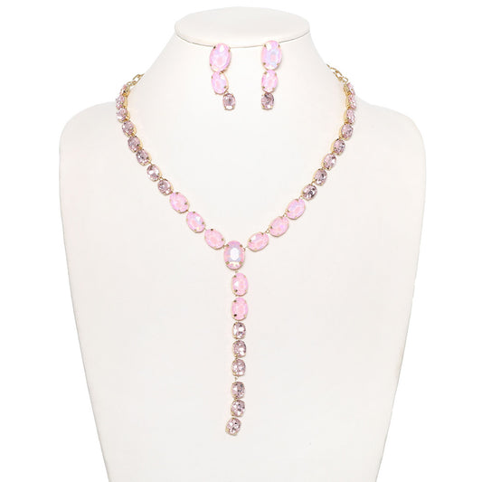 Light pink opal y necklace