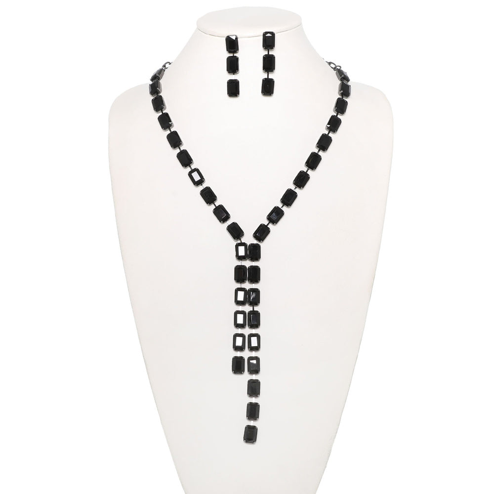 Black split necklace