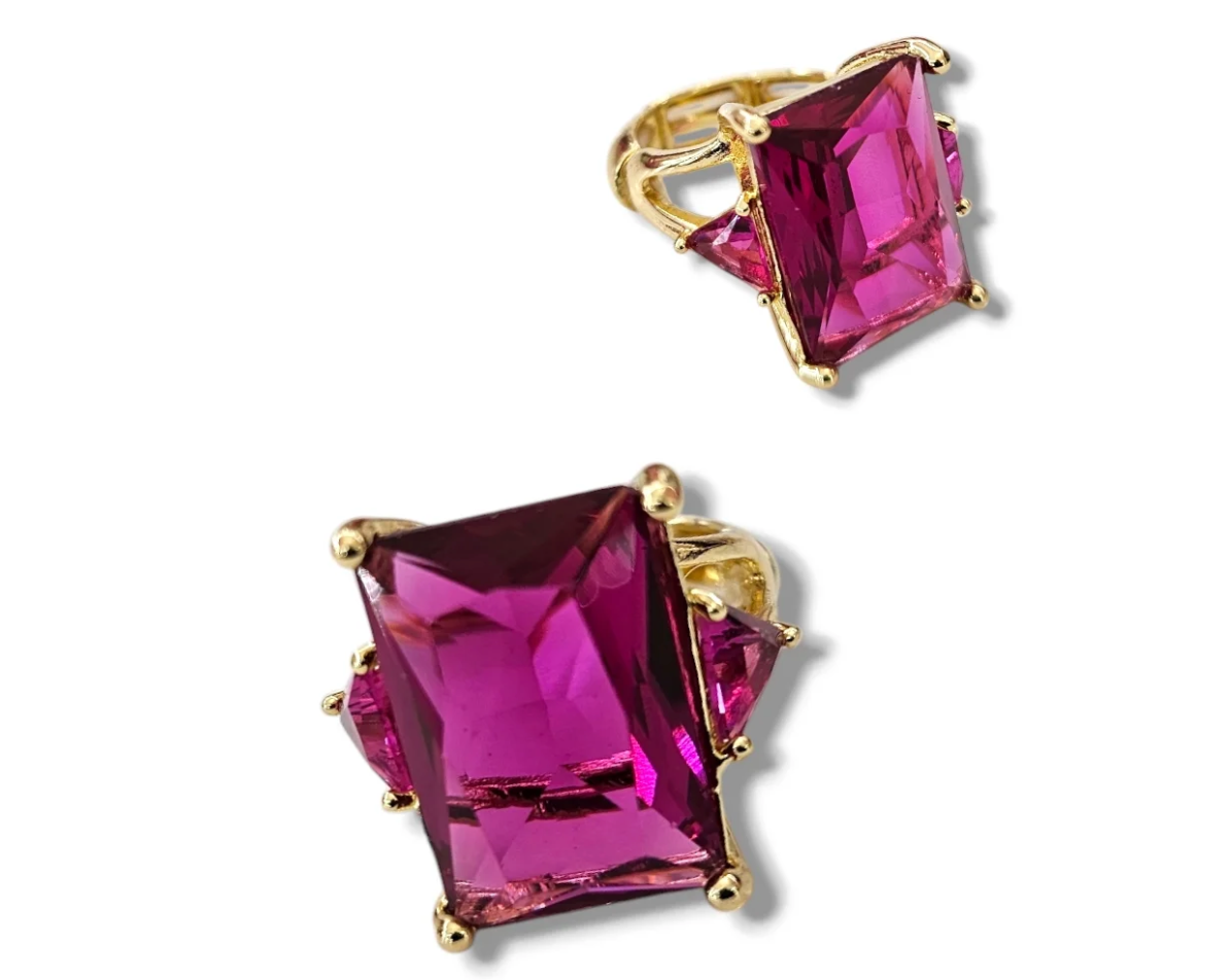Raspberry zirconia ring