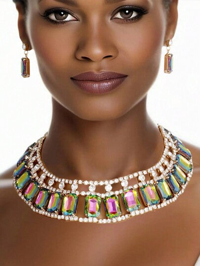 Evening oils lick cut out  necklace