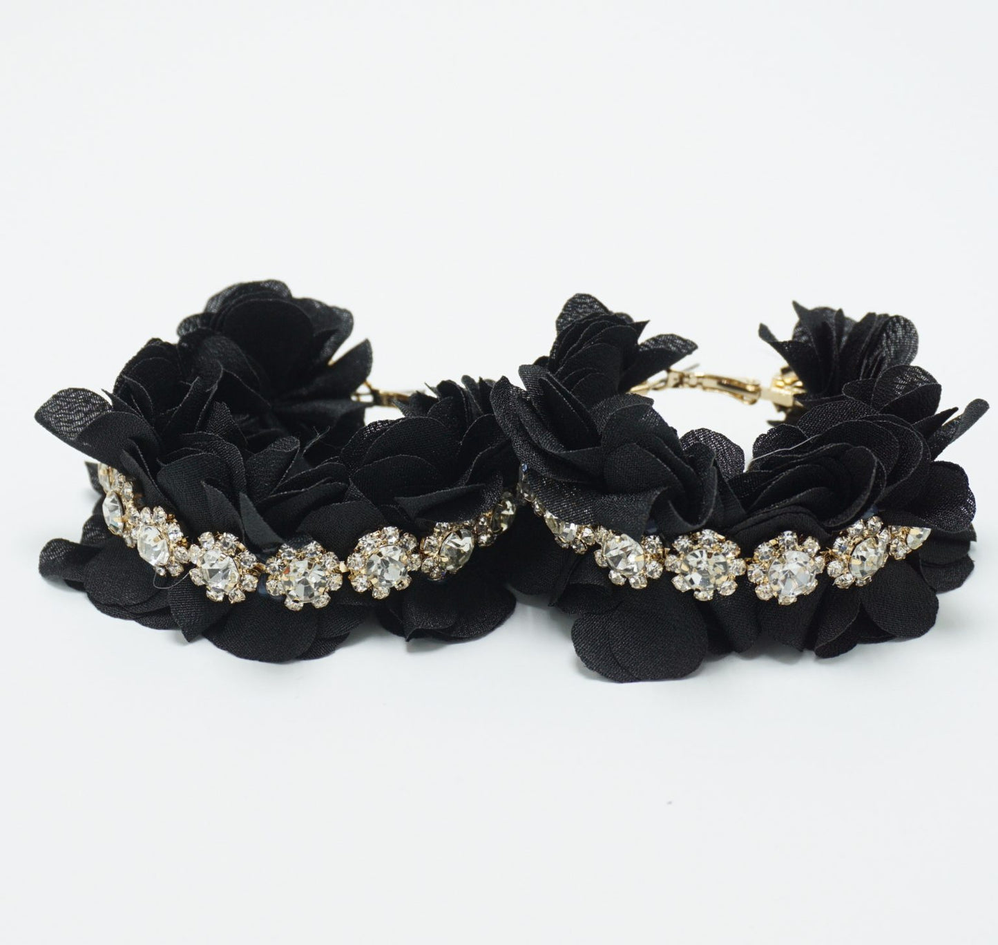 Black flower hoop