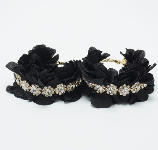Black flower hoop