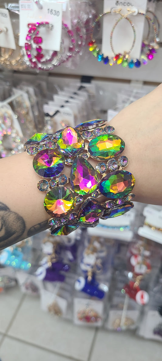 Oilslick layer statement bracelet