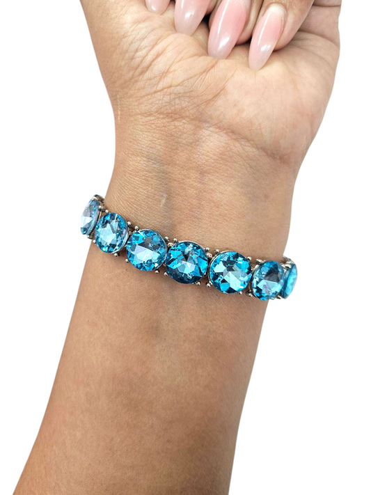 Round aqua rhinestone bracelet
