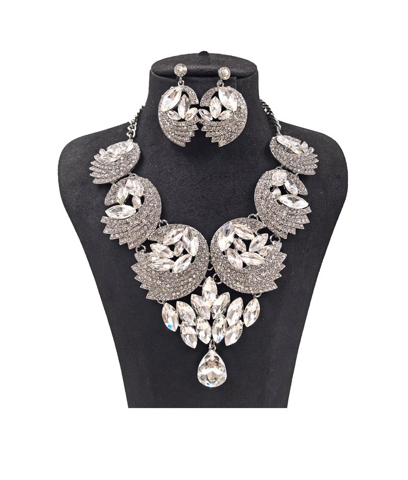 Silver statement necklace