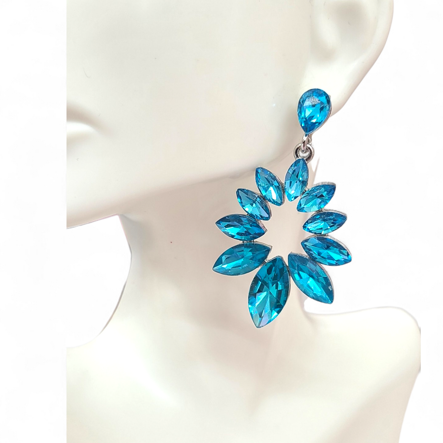 Light blue crystal earrings