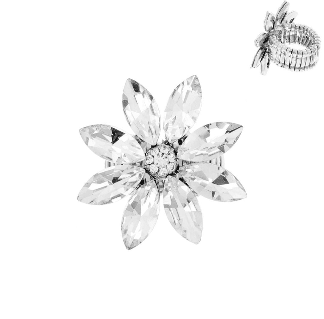 Silver Flower Ring