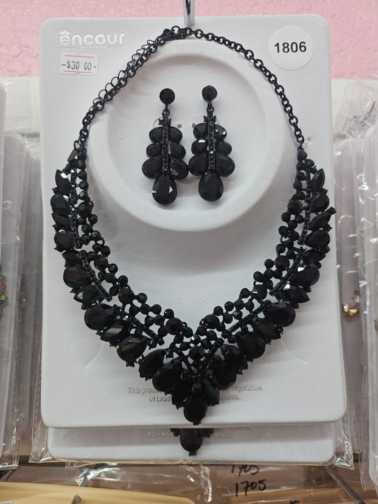 Black Rhinestone Necklace