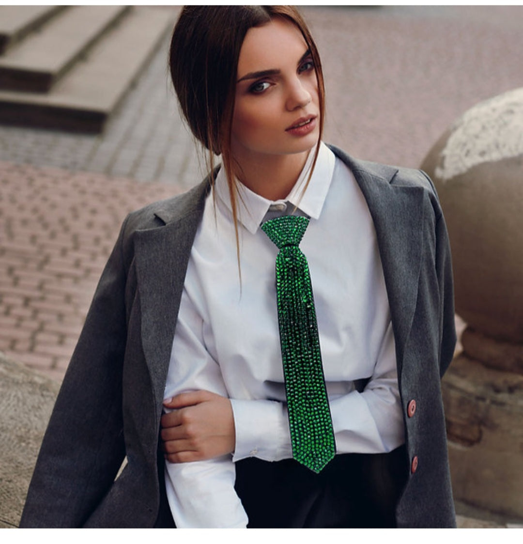 Emerald Green tie necklace
