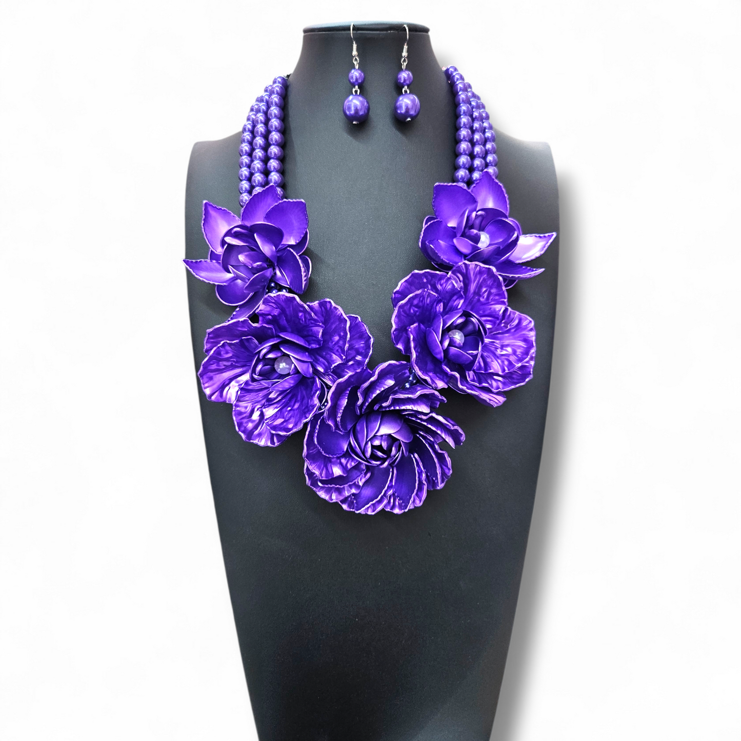 Acrylic purple flower necklace