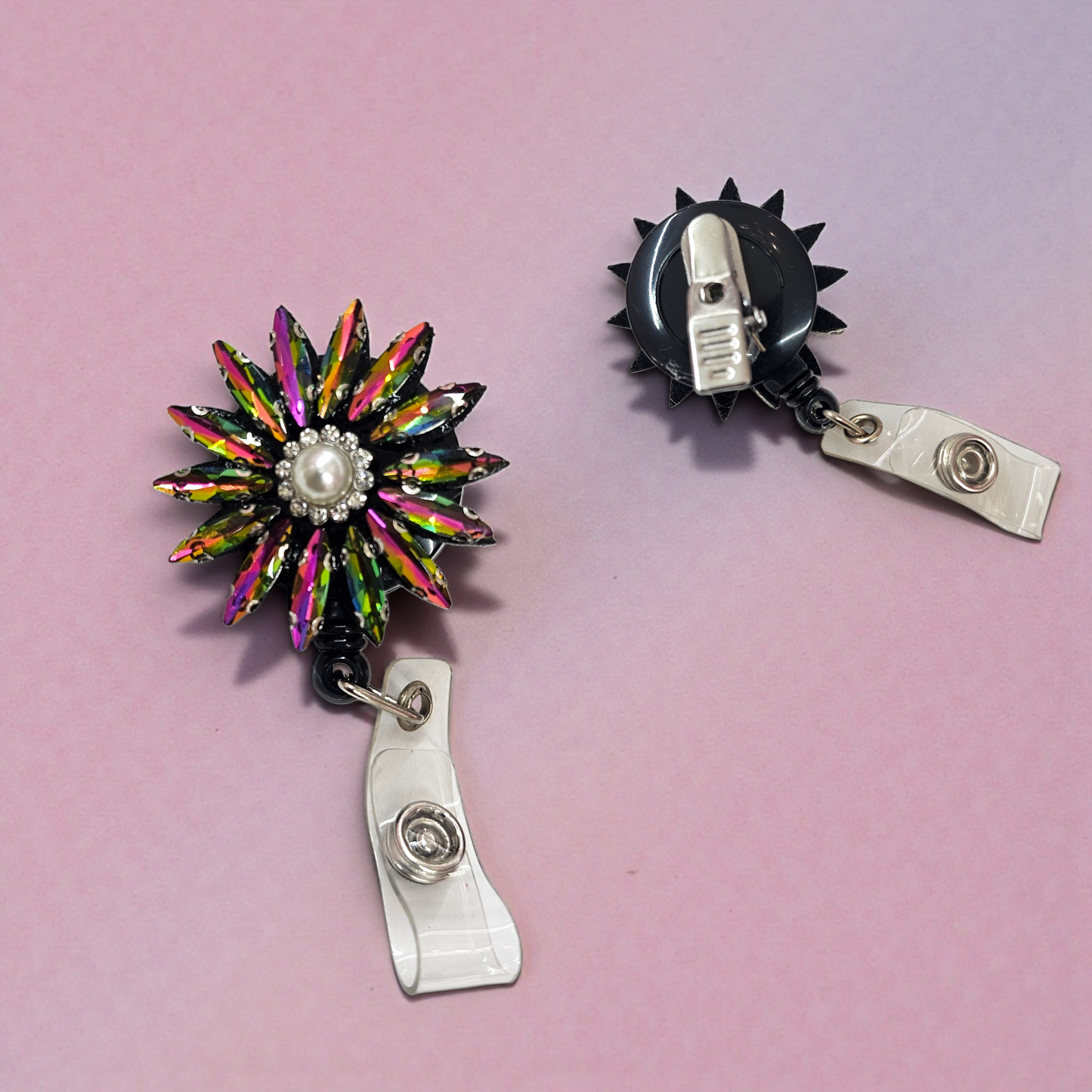 Oilslick  clip retractable id holder
