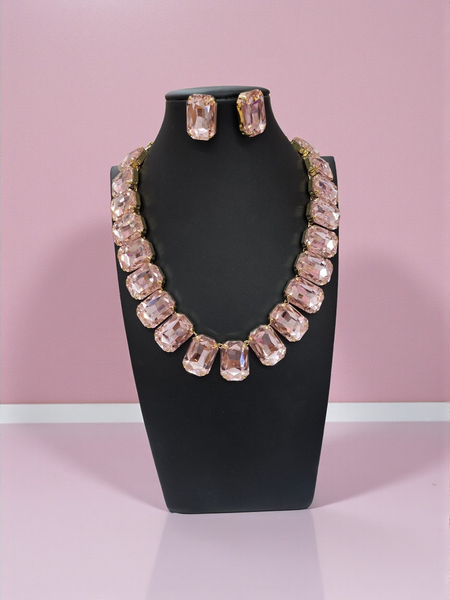 Light Pink Rectangle Single Line Necklace