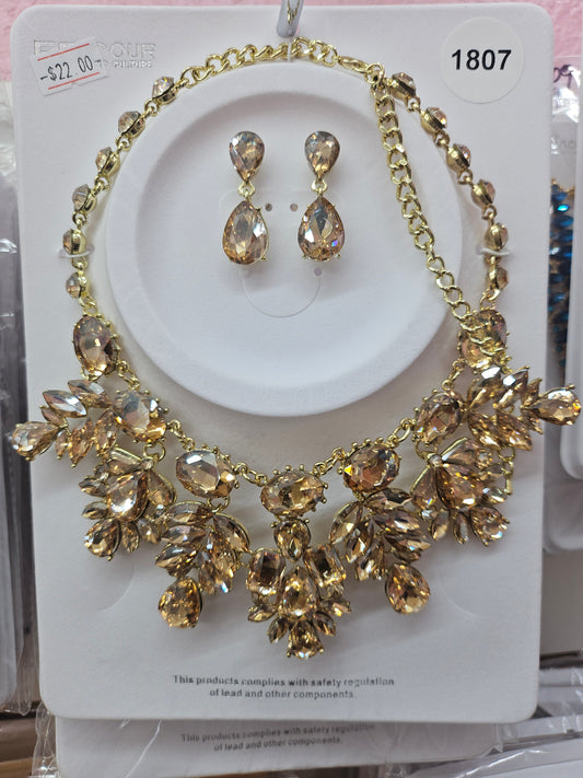 Topaz Statement necklace
