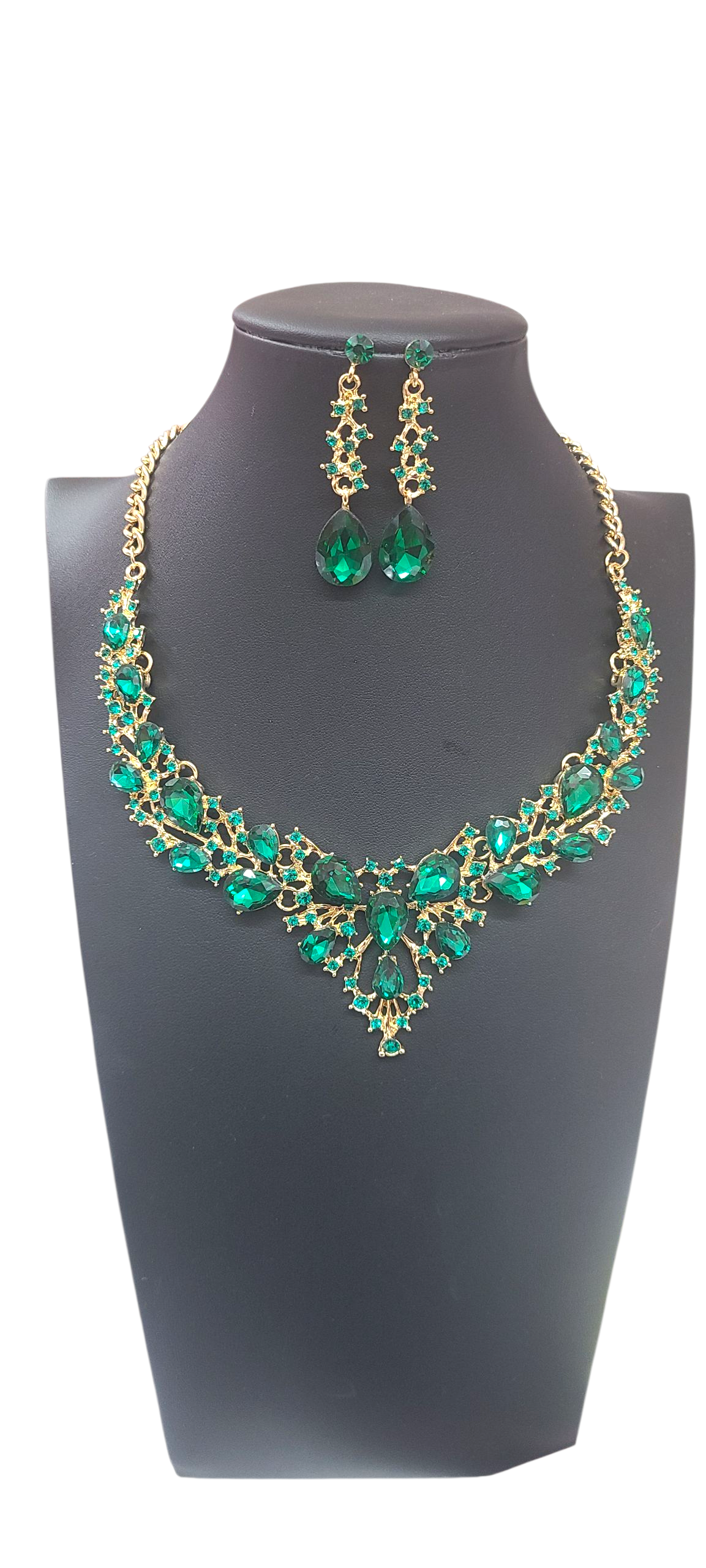 Emerald green necklace
