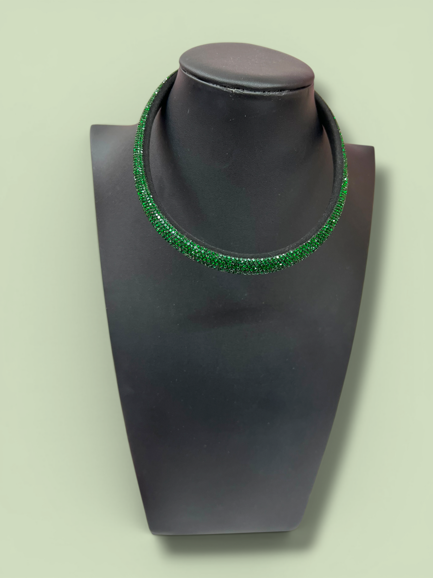 Green rhinestone choker