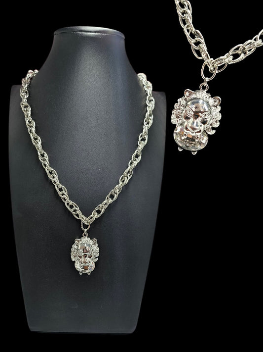 Silver Chain Lion Necklace