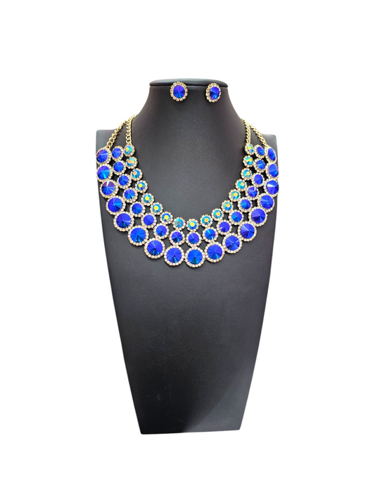 Royal blue layer necklace