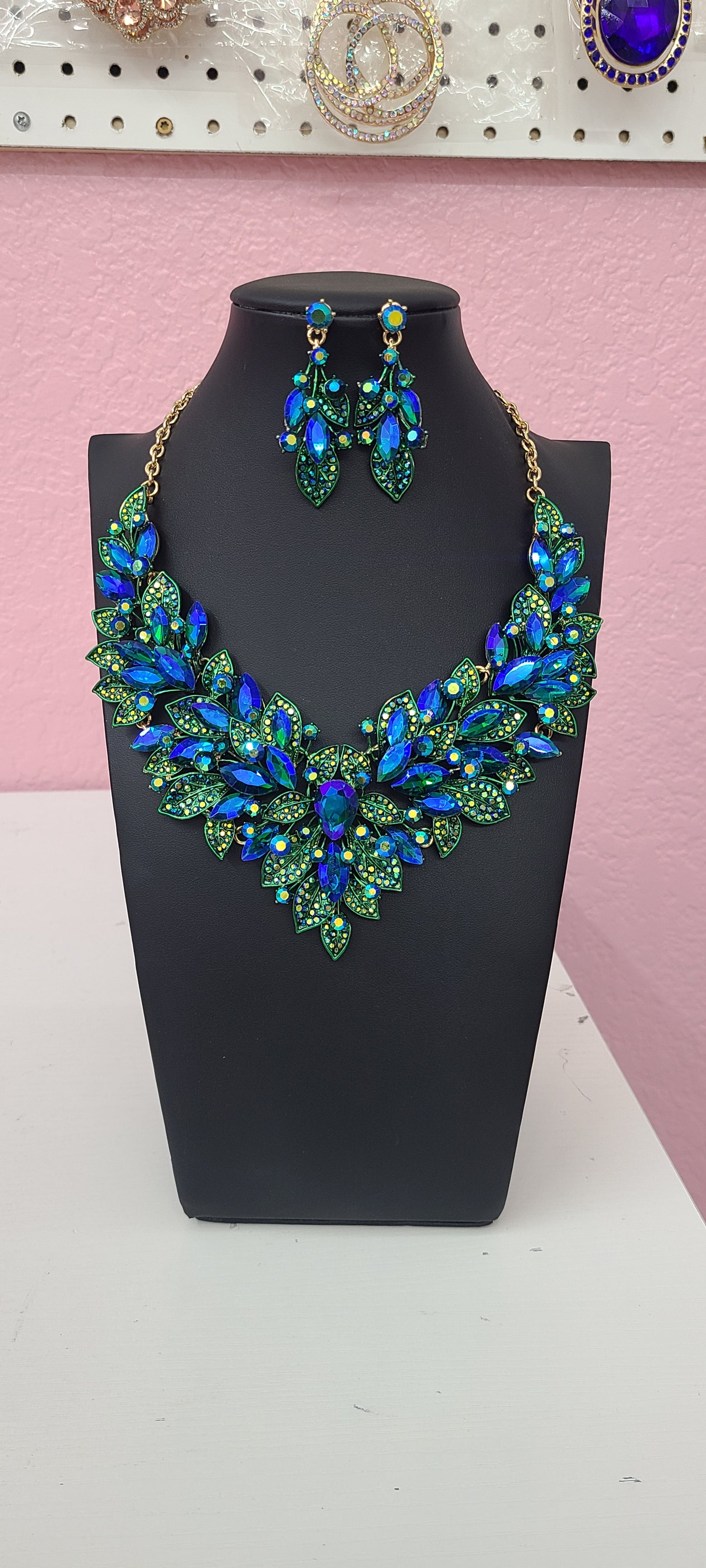Blue Green Floral Necklace