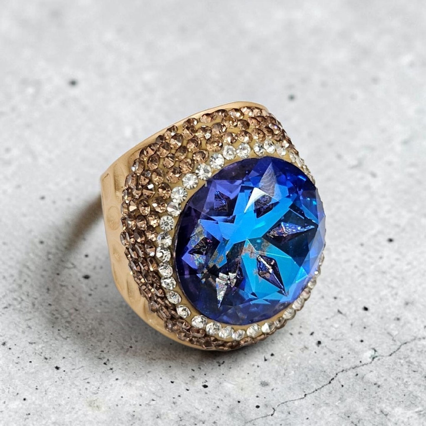 Copper Round Crystal Ring