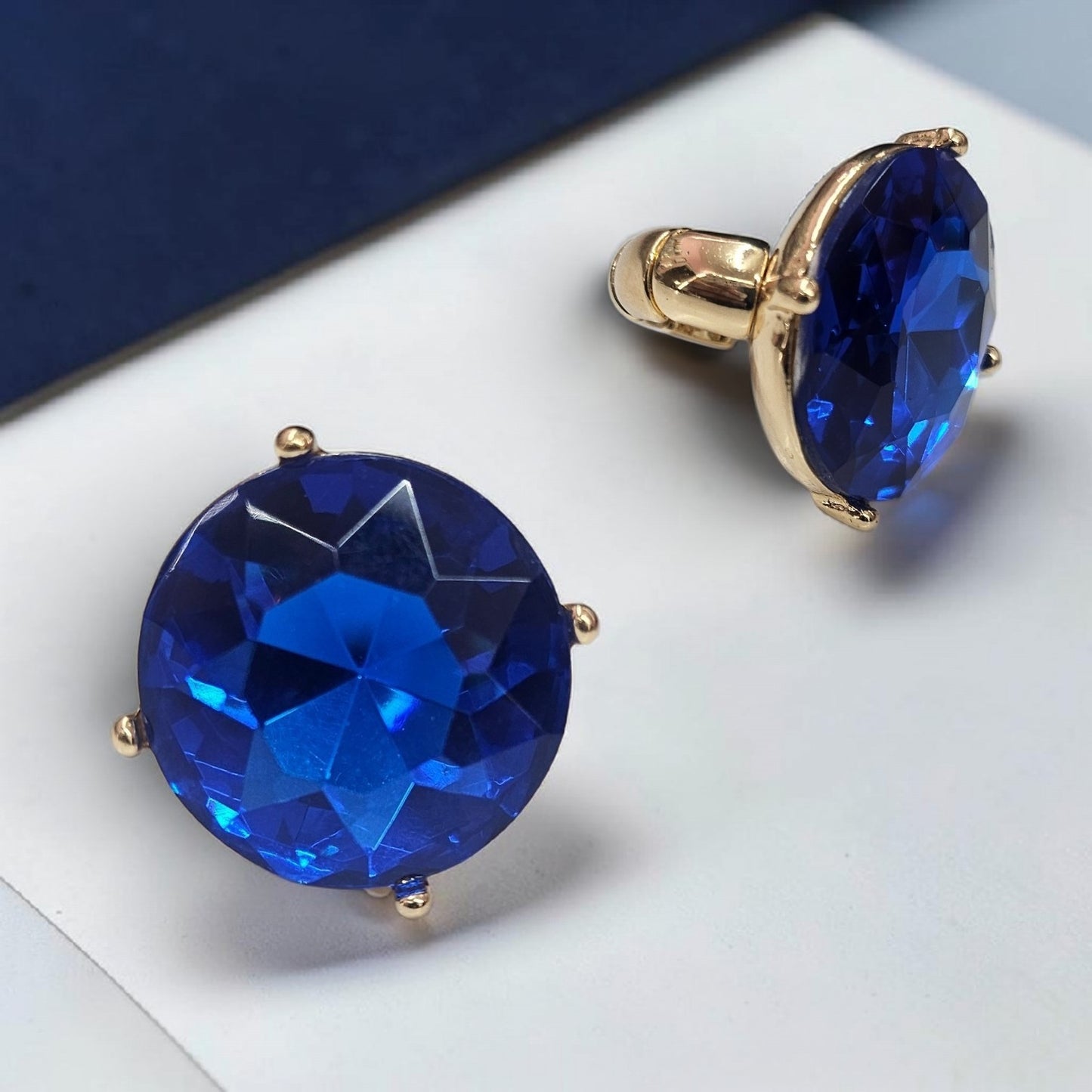 Royal blue round  ring