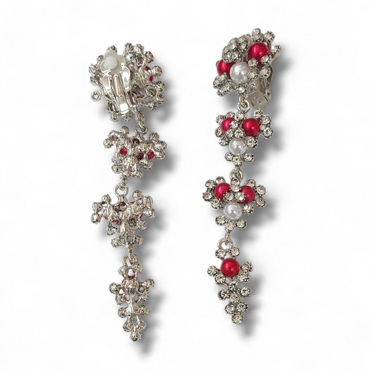 Gray red pearl clip on