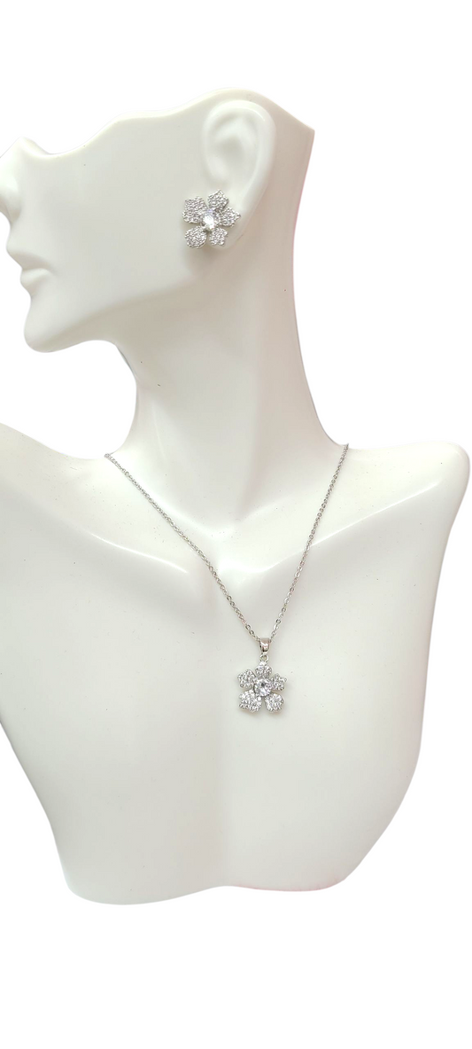 Silver flower necklace