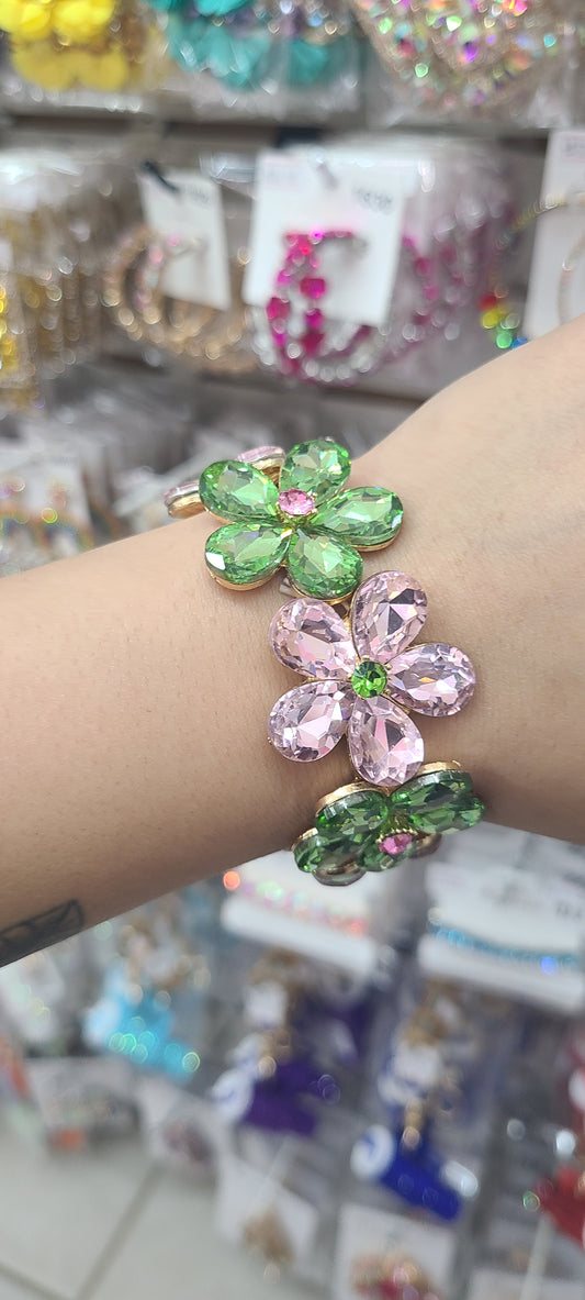 Pink green flower bracelet