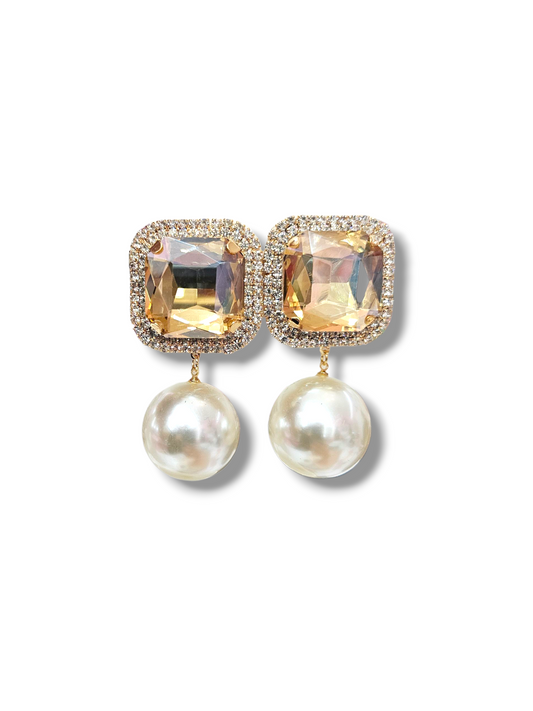 Topaz Pearl Clip ons