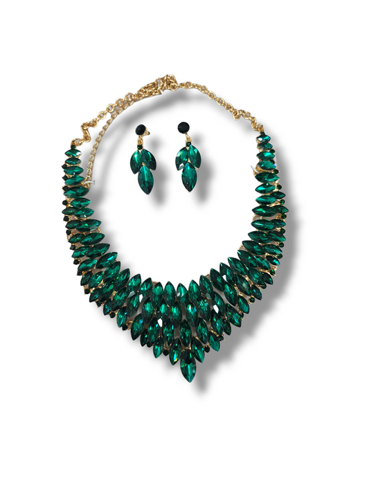 Emerald green evening necklace