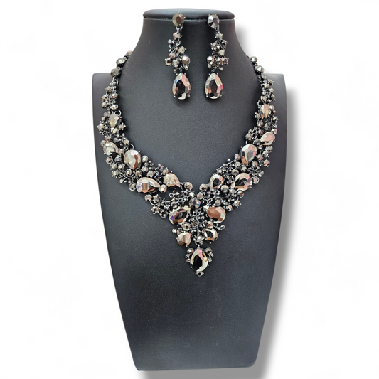 Silver hematite necklace